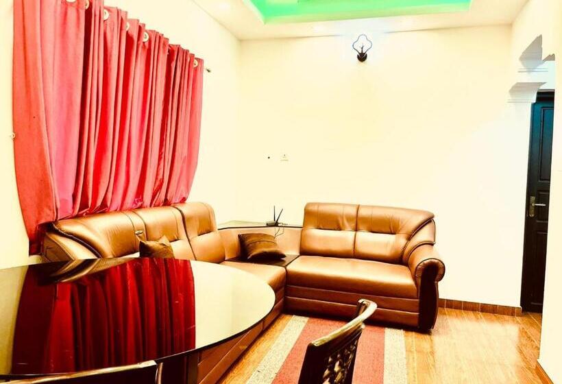 Номер Deluxe, Golden Leaf Munnar