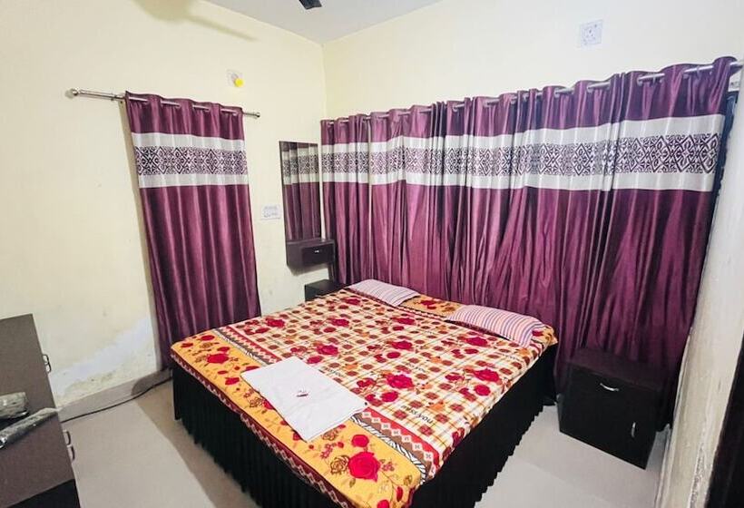 Номер Deluxe, Goroomgo Sriyansh Inn Puri