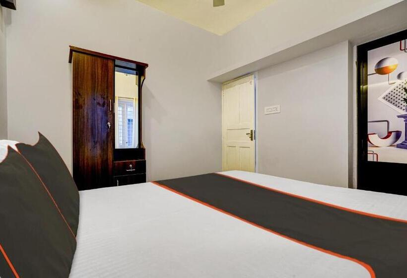Номер Стандарт, Oyo Thaikkattukara Residency