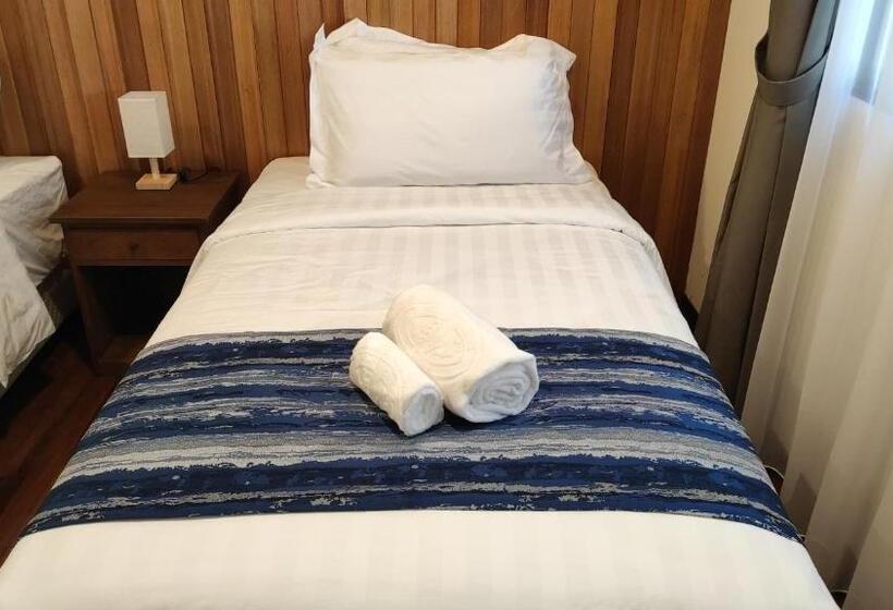 Номер Deluxe, Mamutik Island Resort