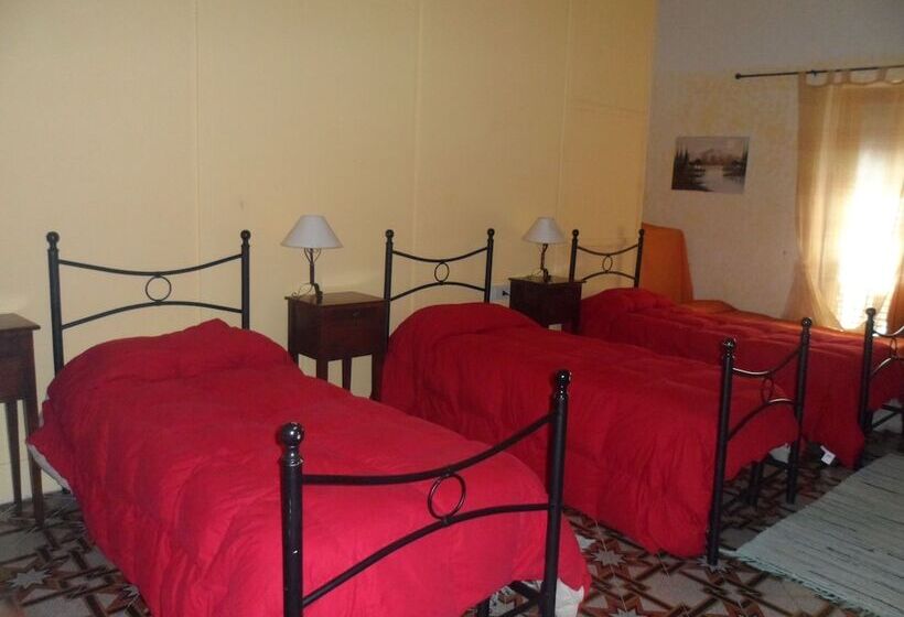 اتاق استاندارد سه تخته با سرویس بهداشتی مشترک, B&b Il Vecchio Messina