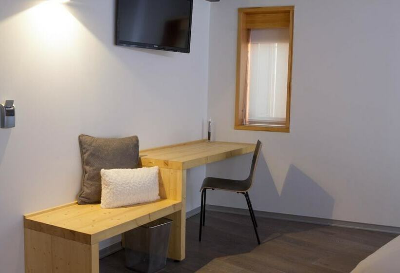 غرفة ديلوكس مزودة بشرفة, María Pacheco Hotel Boutique