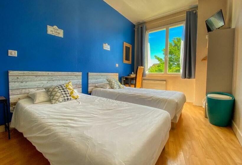 Номер Стандарт Вид на Сад, Hôtel Le P'tit Monde