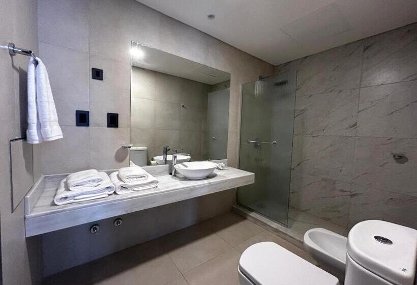 Номер Deluxe Кровать Кинг, Graciana Residences Apart