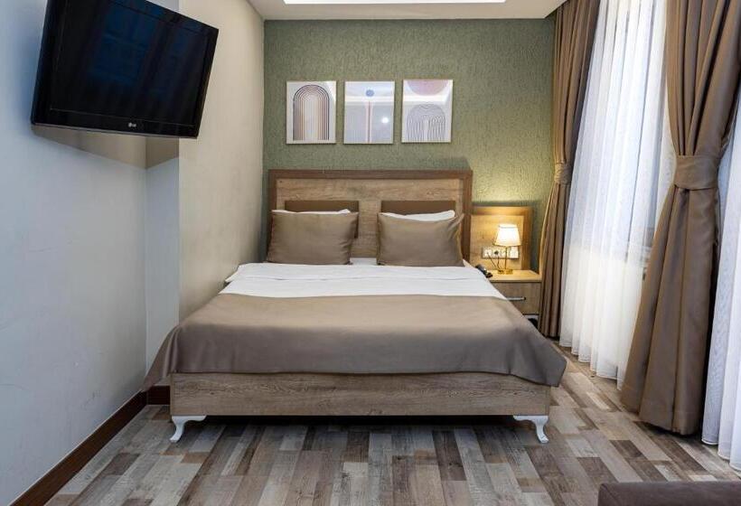 سوییت جونیور با بالکن, Linnga Hotel & Suite