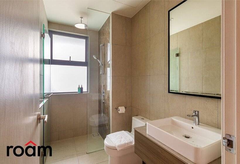 Президентский Люкс, Datum Jelatek Sky Residence Roam