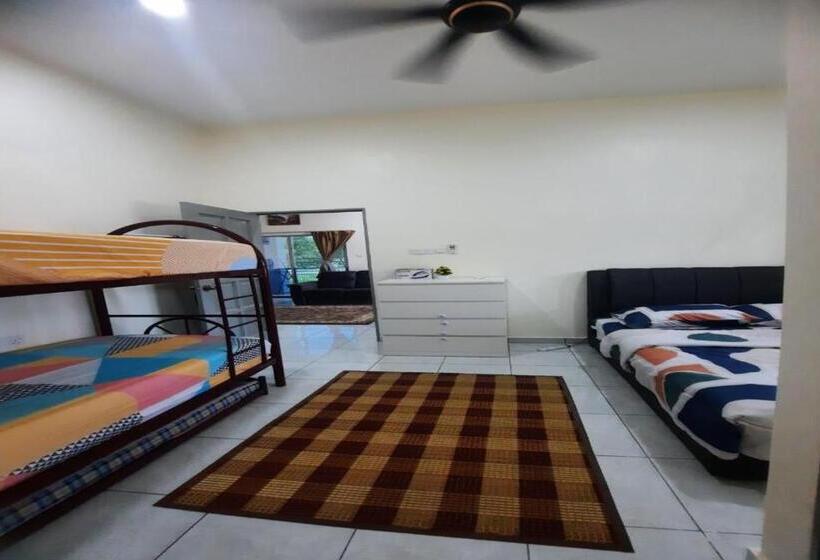 اتاق خانوادگی, Hostel Klia