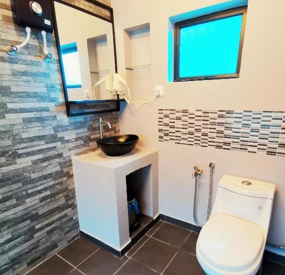 Четырехместный номер Премиум, Pangkor Bus Resort By Besla