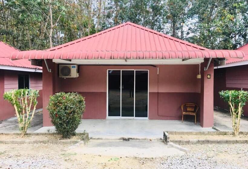 Шале Superior 1 Спальня, Lata Bayu Chalet   Waterfall & River With Kids Pool
