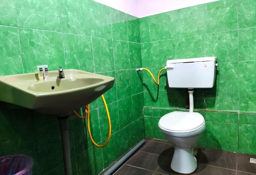 Трехместный Номер Комфорт, Lata Bayu Chalet   Waterfall & River With Kids Pool