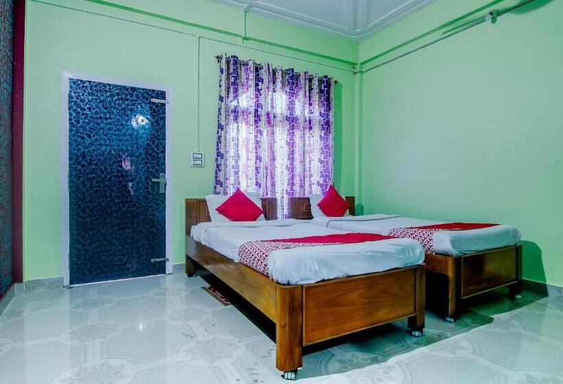 Трехместный Номер Классика, Oyo Flagship Bonfire Kaziranga Resort