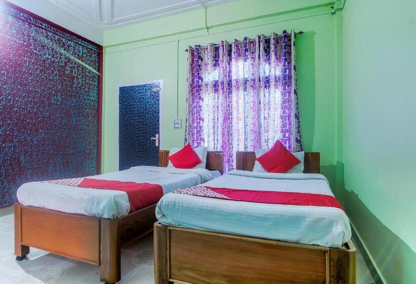 Трехместный Номер Классика, Oyo Flagship Bonfire Kaziranga Resort