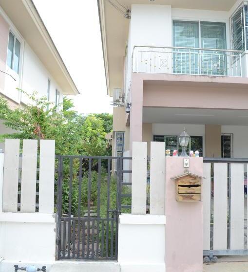 스탠다드 룸 킹사이즈 침대, Modern Room At Sabai Sabai Homestay Ayutthaya