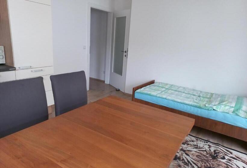 Апартаменты 1 Спальня, Ferienwohnung