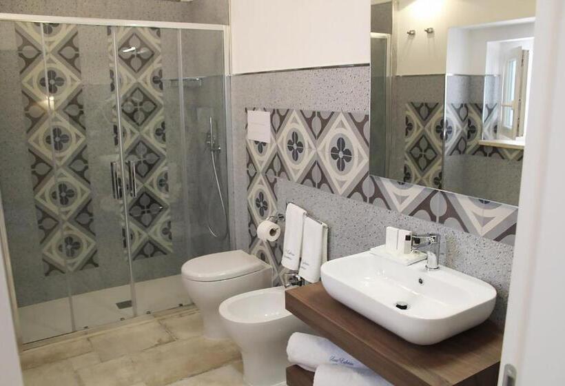 اتاق لوکس سه تخته, Sant Eufemia Rooms Self Check In