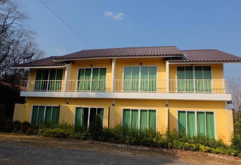 Номер Стандарт Трехместный, Maingern Maithong Resort