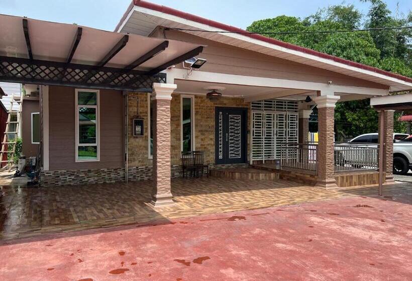３ベッドルームスタンダードバンガロー, Rayyan Ashraf Homestay