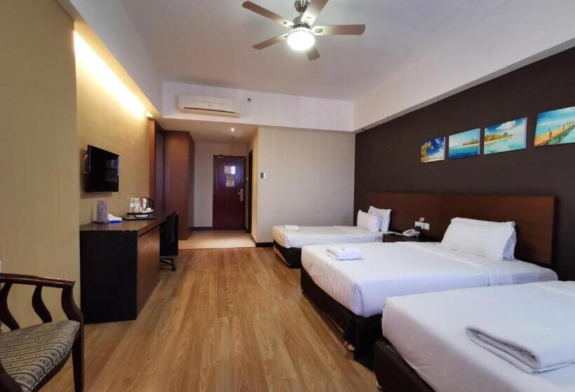 Трехместный Номер Deluxe, Langkasuka Langkawi
