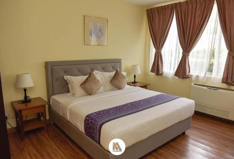 Люкс 3 Спальни, Lotus Desaru Beach Resort & Spa