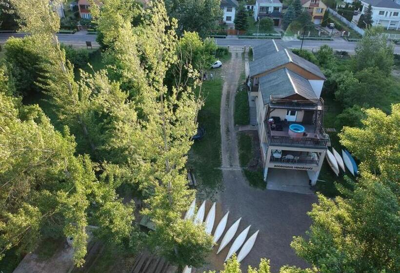 Дом 1 Спальня, Bodrogzug Vendégház