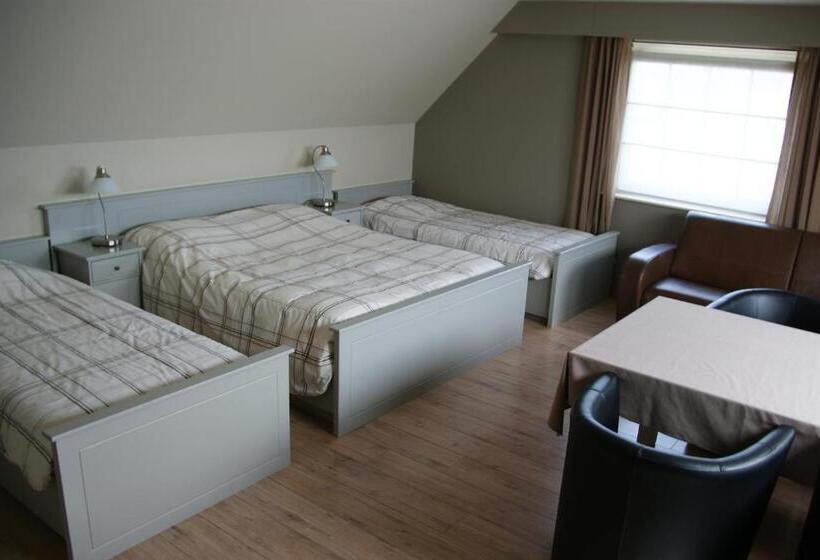 Семейный Номер, B&b The Beachhouse