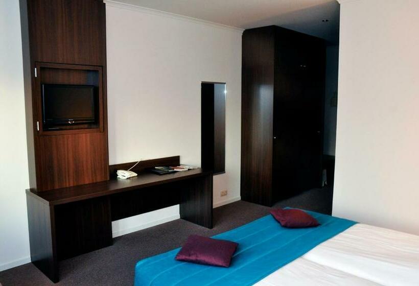 Номер Deluxe, Het Landhuis