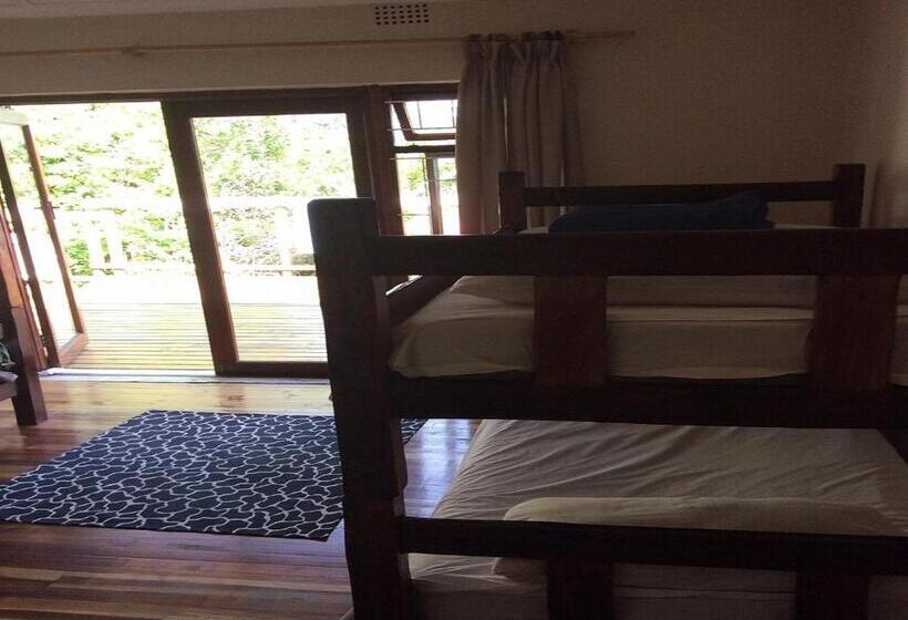 Кровать в Общей Комнате, Island Vibe Knysna