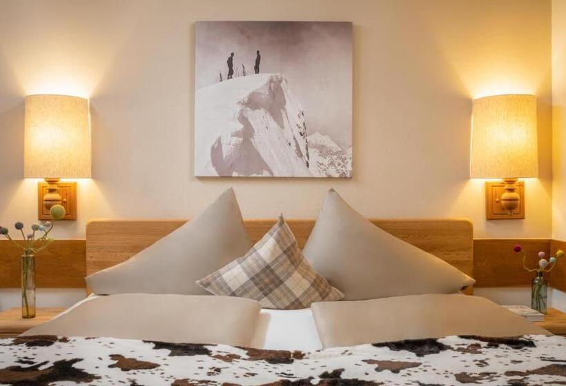 Habitación Estándar con Balcón, Pension Schattberg