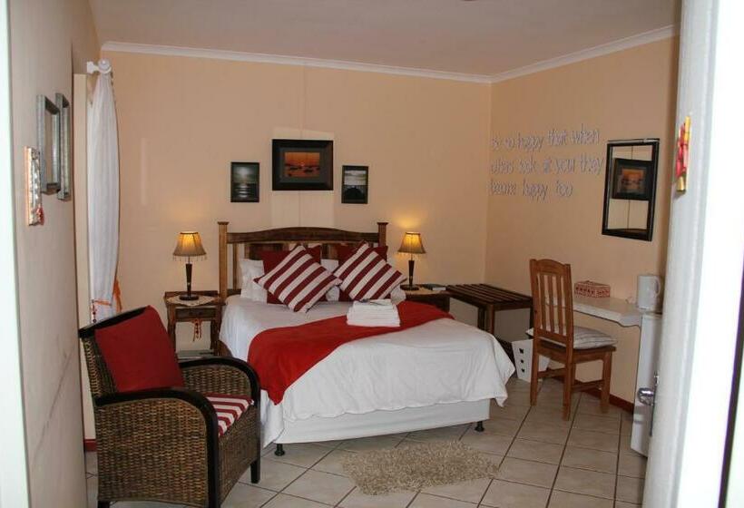 Номер Стандарт, Makarios B&b
