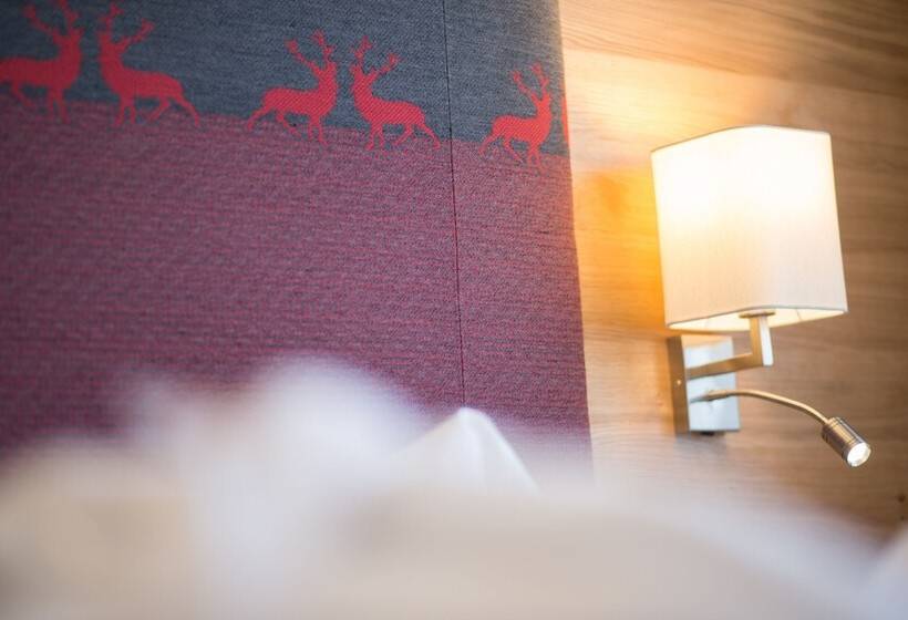 Suite Familiar, Panoramahotel Gürtl