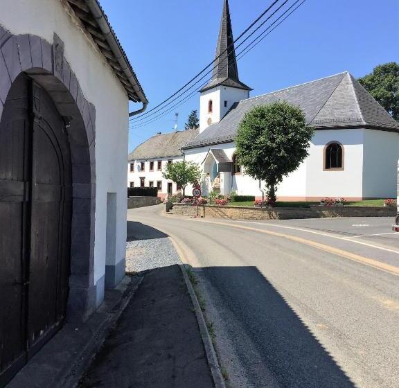 Номер Стандарт, B&b De Eifelhoeve