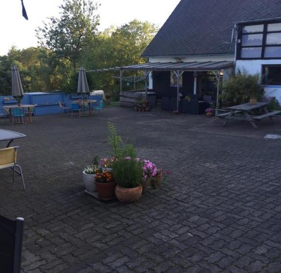 Номер Стандарт, B&b De Eifelhoeve