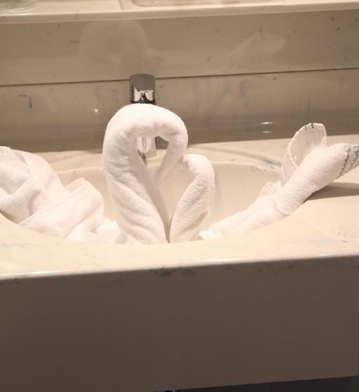 غرفة ديلوكس عائلية, Andi S Ski