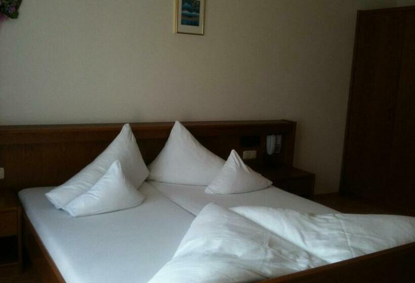 Номер Стандарт, Pension Lärchenhof
