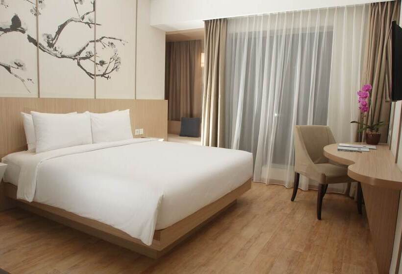 Номер Deluxe, Santika Mega City  Bekasi