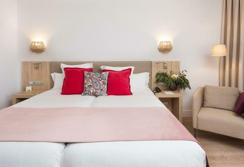 Номер Deluxe, La Laguna Gran Hotel