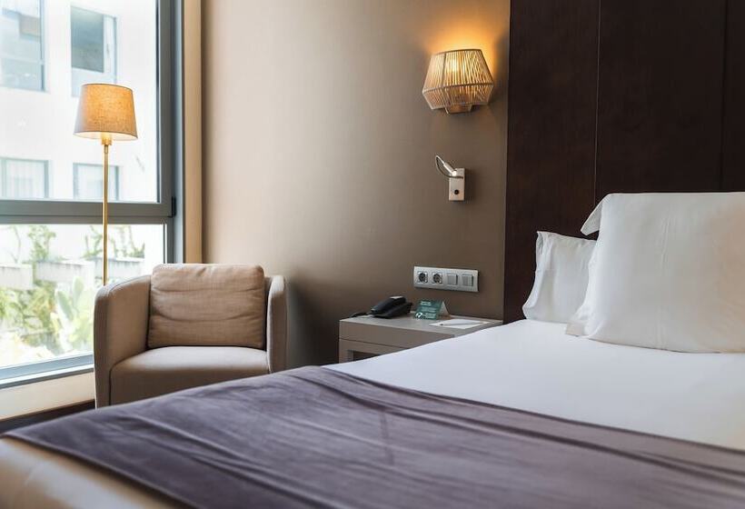 Номер Deluxe, La Laguna Gran Hotel