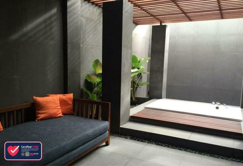 Люкс, The Luxton Cirebon Hotel And Convention