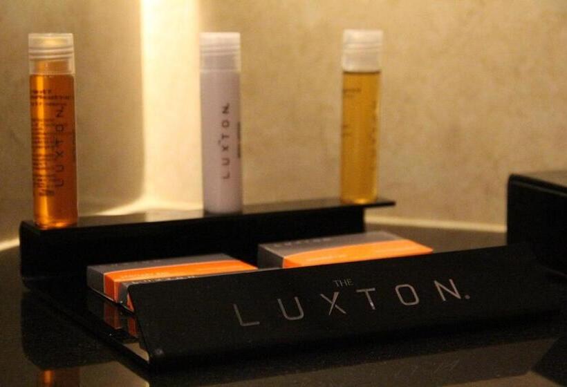 Номер Executive, The Luxton Cirebon Hotel And Convention