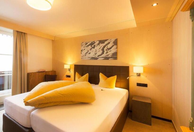 اتاق استاندارد با بالکن, Wohlfühlhotel Hubertushof