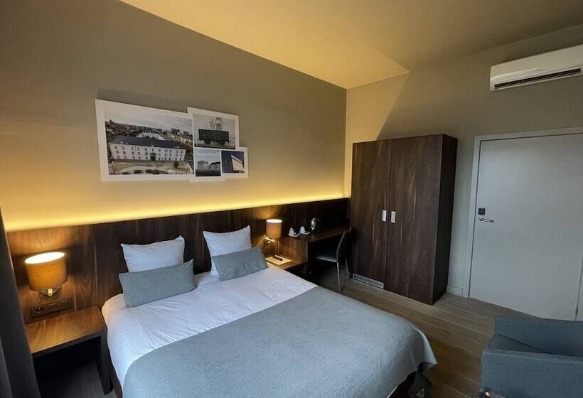 Standard Room with Views, Elisabeth