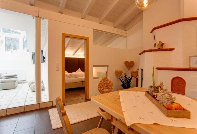 Люкс 2 Спальни, Am Dorfplatz Suites  Adults Only