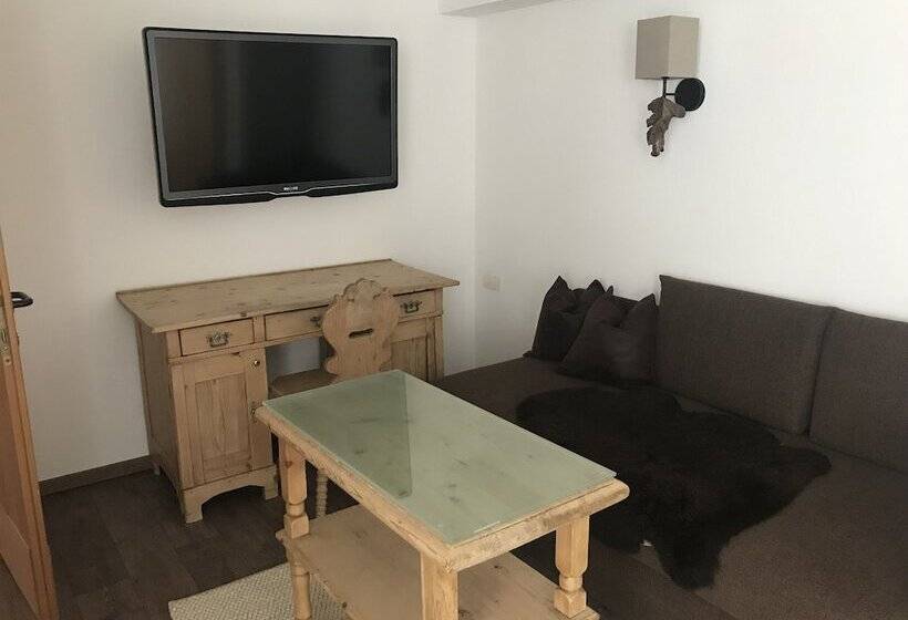 Люкс 2 Спальни, Am Dorfplatz Suites  Adults Only