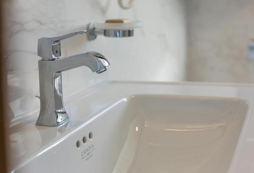 اتاق سوپریور با بالکن, Splendida Palace