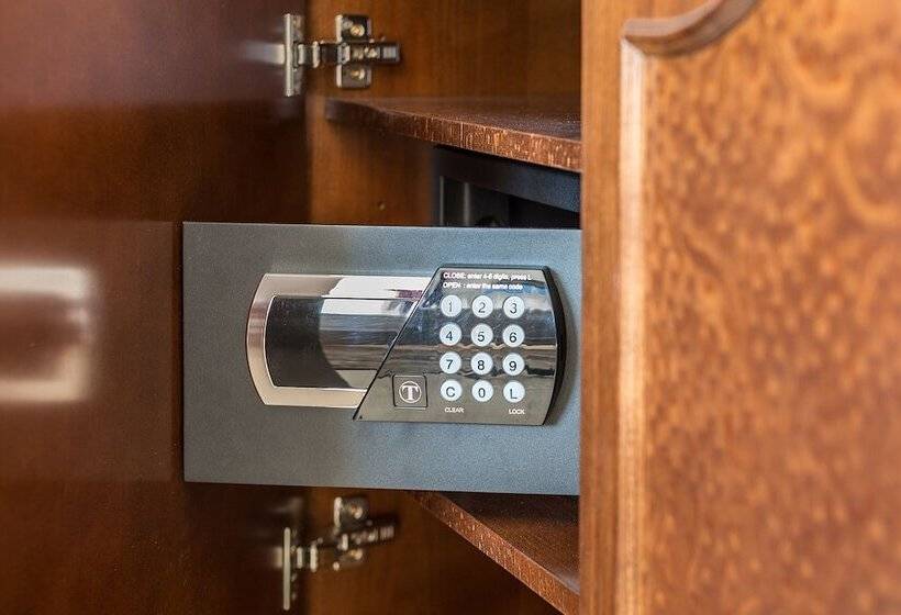 اتاق لوکس, Splendida Palace