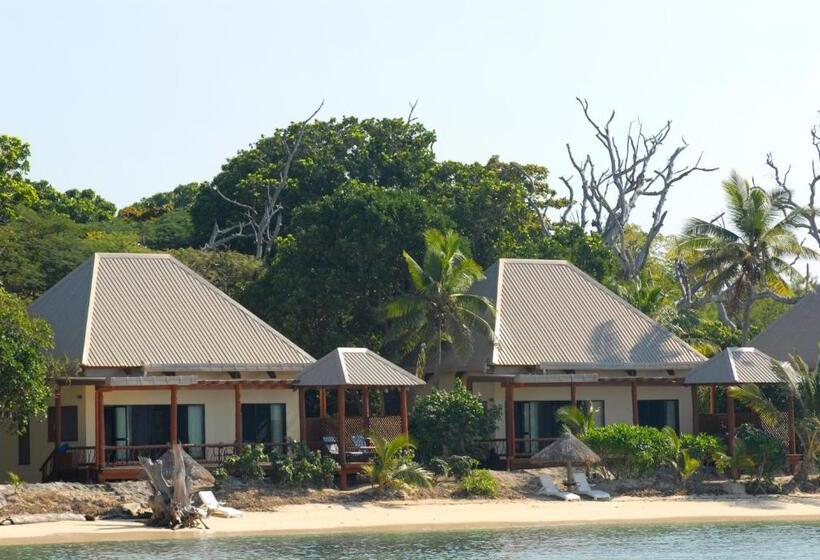 Номер Премиум, Mana Island Resort & Spa   Fiji