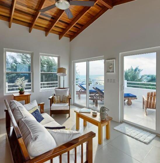 수피리어 스위트, Weezie S Ocean Front Hotel And Garden Cottages