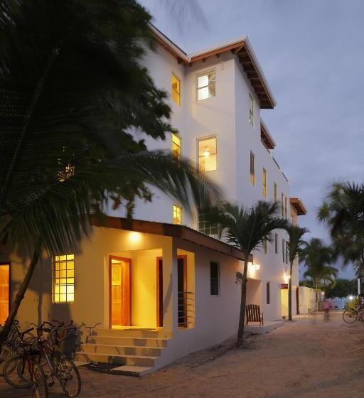 스탠다드 룸, Weezie S Ocean Front Hotel And Garden Cottages