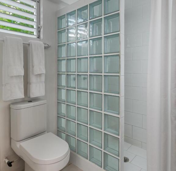 Номер Стандарт, Weezie S Ocean Front Hotel And Garden Cottages