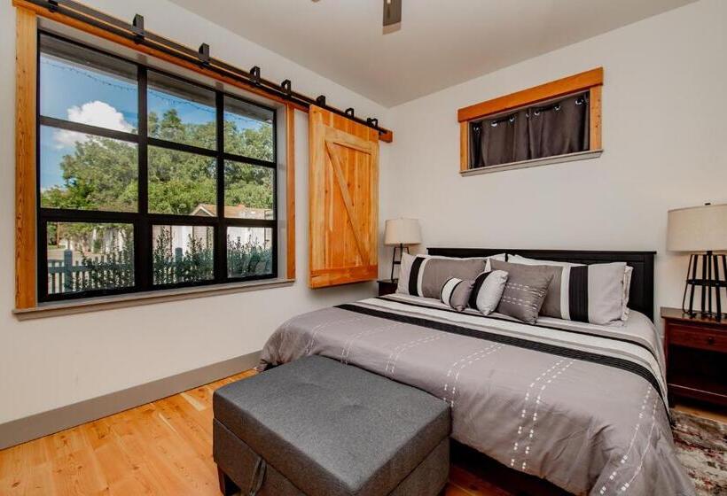 Номер Стандарт, Gardens Of Barons Creek Unit A